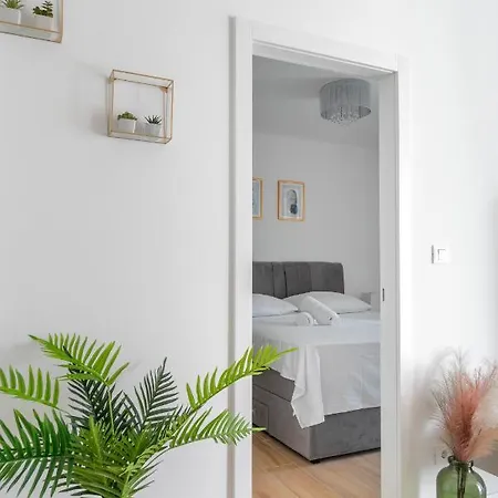 Apartment Golden Luxury *