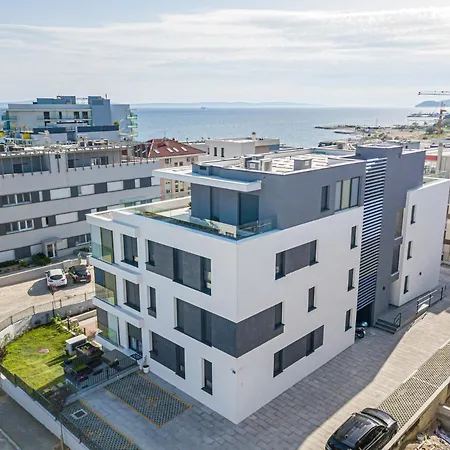 Apartamento Golden Luxury *